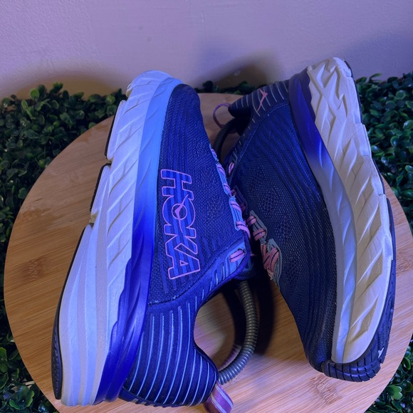 HOKA ONE ONE BONDI 6 BLUE PINK WOMENS ATHLETIC RUNNING SHOE SIZE 7.5 D - Picture 5 of 11